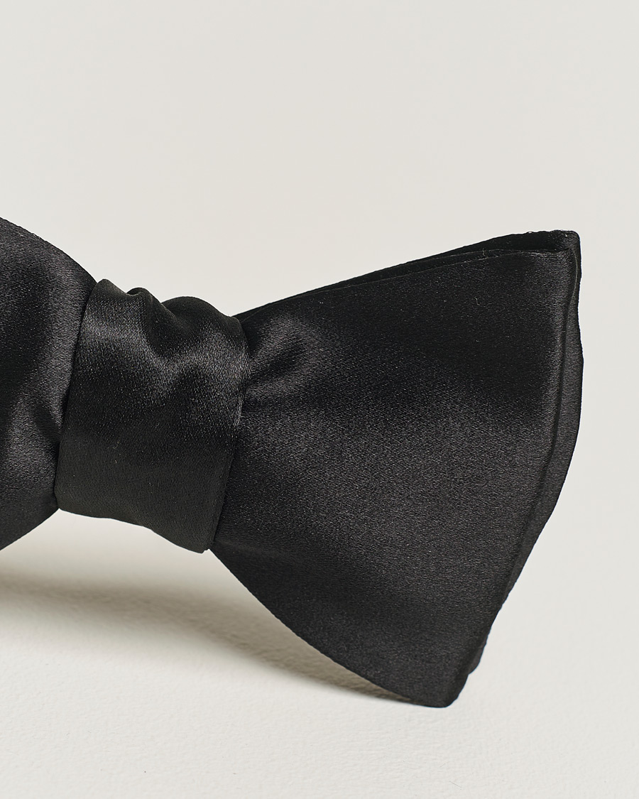 Men | Bow Ties | Eton | Pre-Tied Silk Bow Tie Black