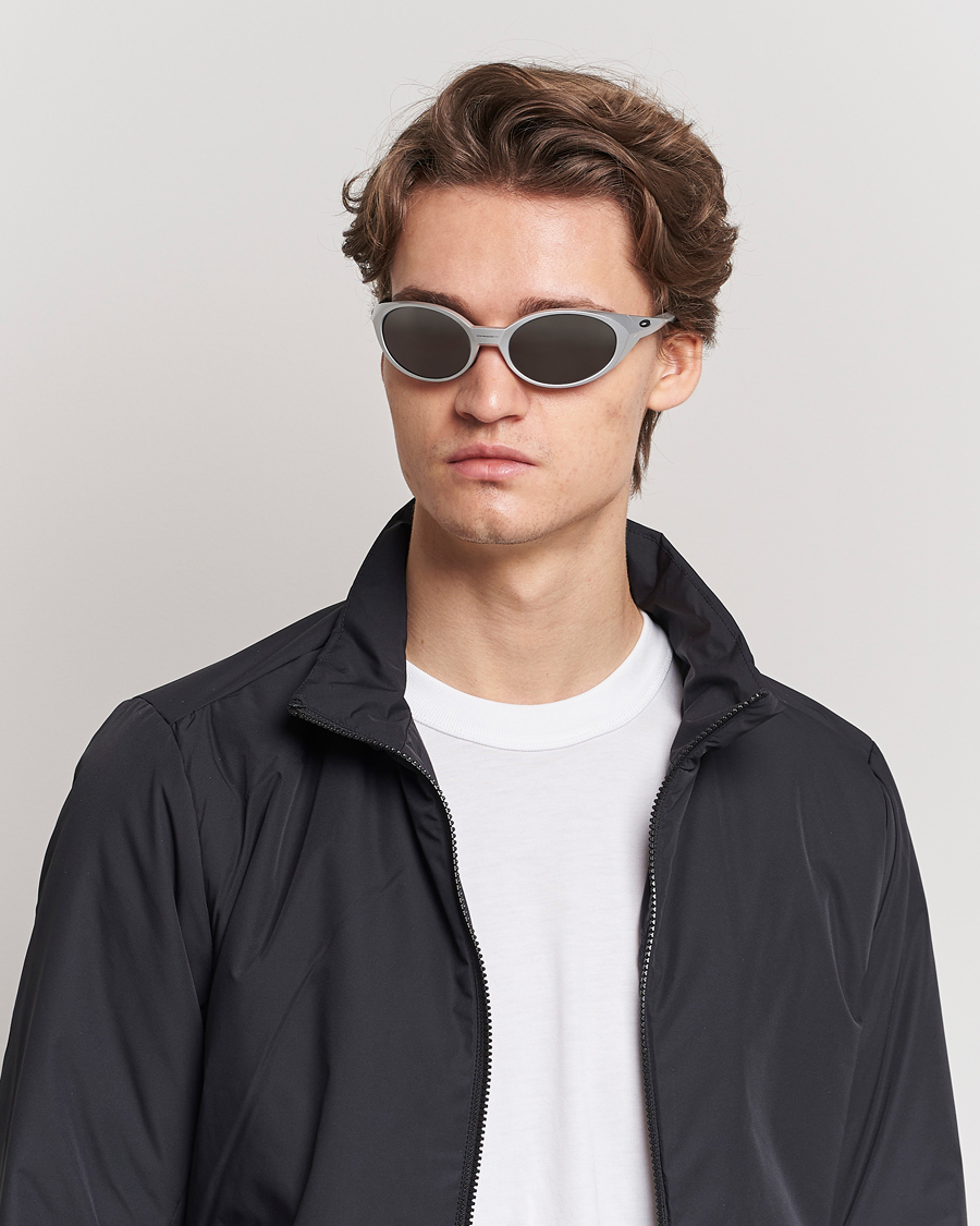 Men |  | Oakley | Eye Jacket Redux Sunglasses Silver