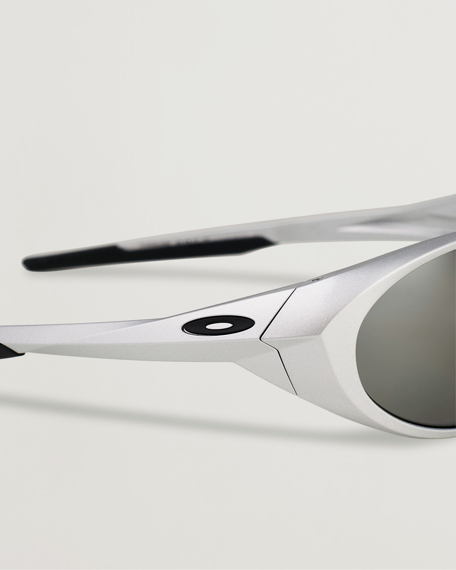 Men | Sunglasses | Oakley | Eye Jacket Redux Sunglasses Silver