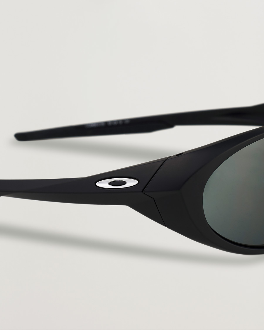 Men | Sunglasses | Oakley | Eye Jacket Redux Sunglasses Matte Black