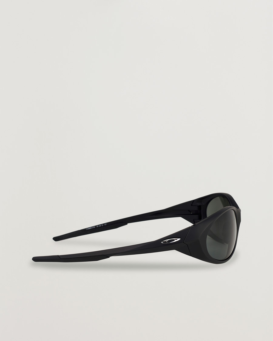 Men | Sunglasses | Oakley | Eye Jacket Redux Sunglasses Matte Black