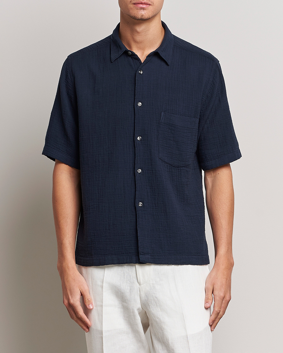 Men | Shirts | Oscar Jacobson | Short Sleeve City Crepe Cotton Shirt Navy