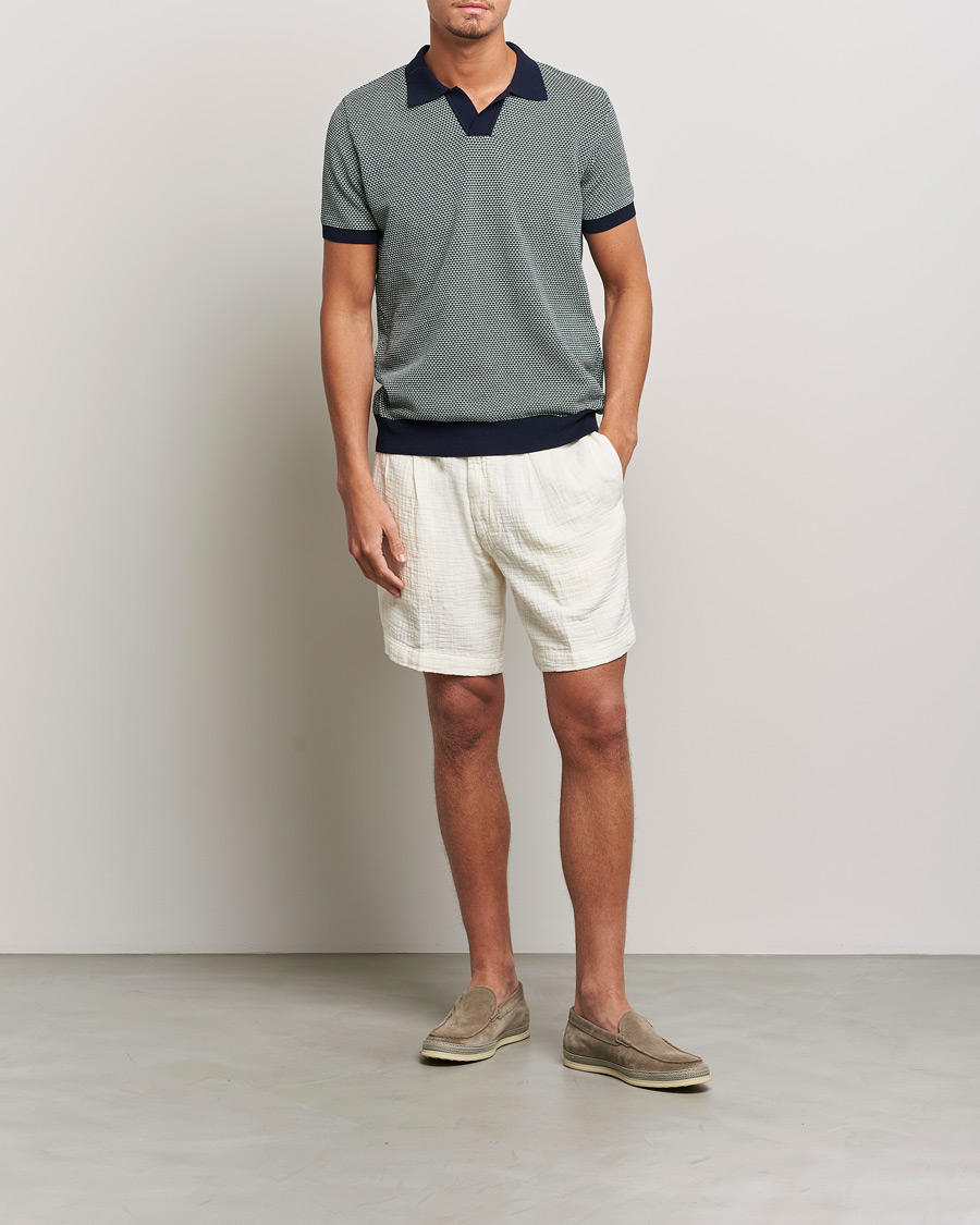 Men | Shorts | Oscar Jacobson | Tanker Pleated Crepe Cotton Shorts White