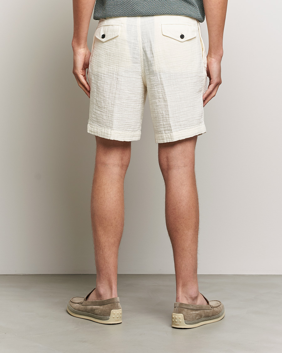 Men | Shorts | Oscar Jacobson | Tanker Pleated Crepe Cotton Shorts White