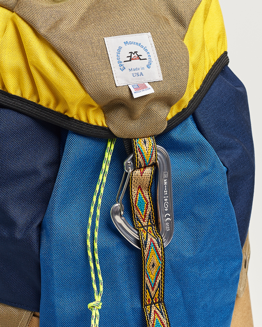 Men | Epperson Mountaineering Medium Climb Pack Khaki/New Royal | Epperson Mountaineering | Medium Climb Pack Khaki/New Royal