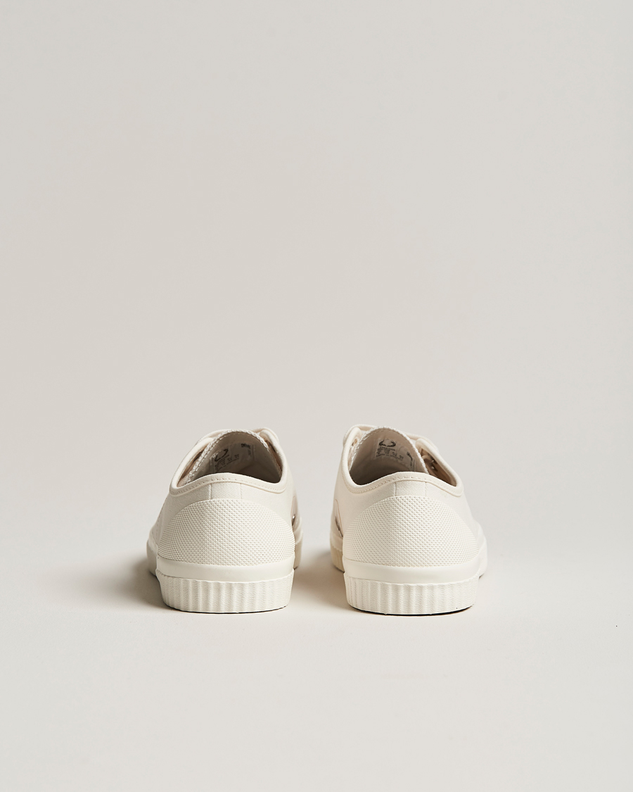Men | Fred Perry Huges Low Canvas Sneaker Light Ecru | Fred Perry | Huges Low Canvas Sneaker Light Ecru