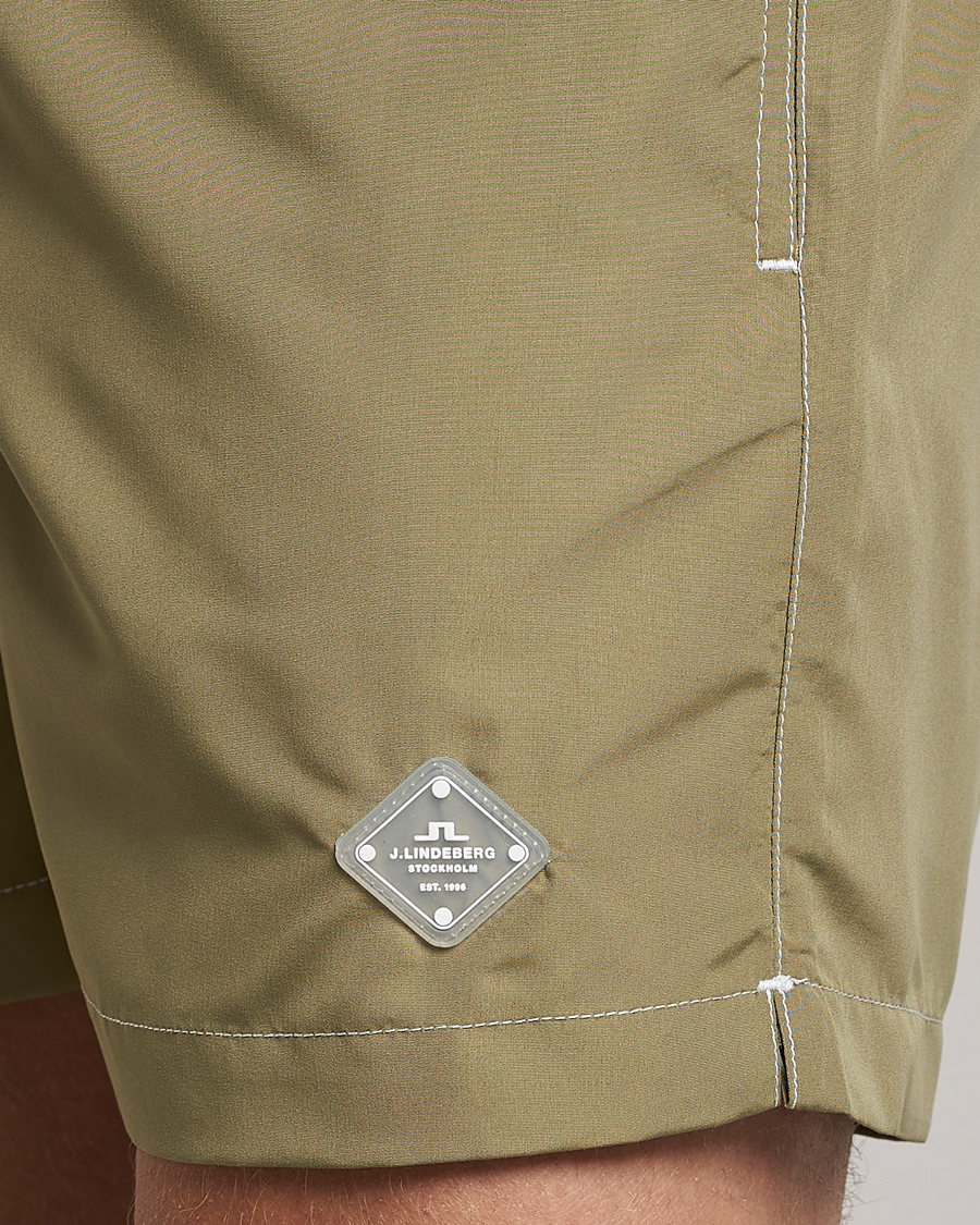 Men | Swimwear | J.Lindeberg | Banks Solid Swimshorts Aloe