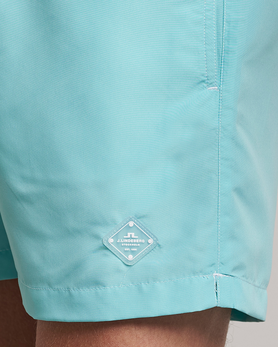 Men | Swimwear | J.Lindeberg | Banks Solid Swimshorts Aqua Splash
