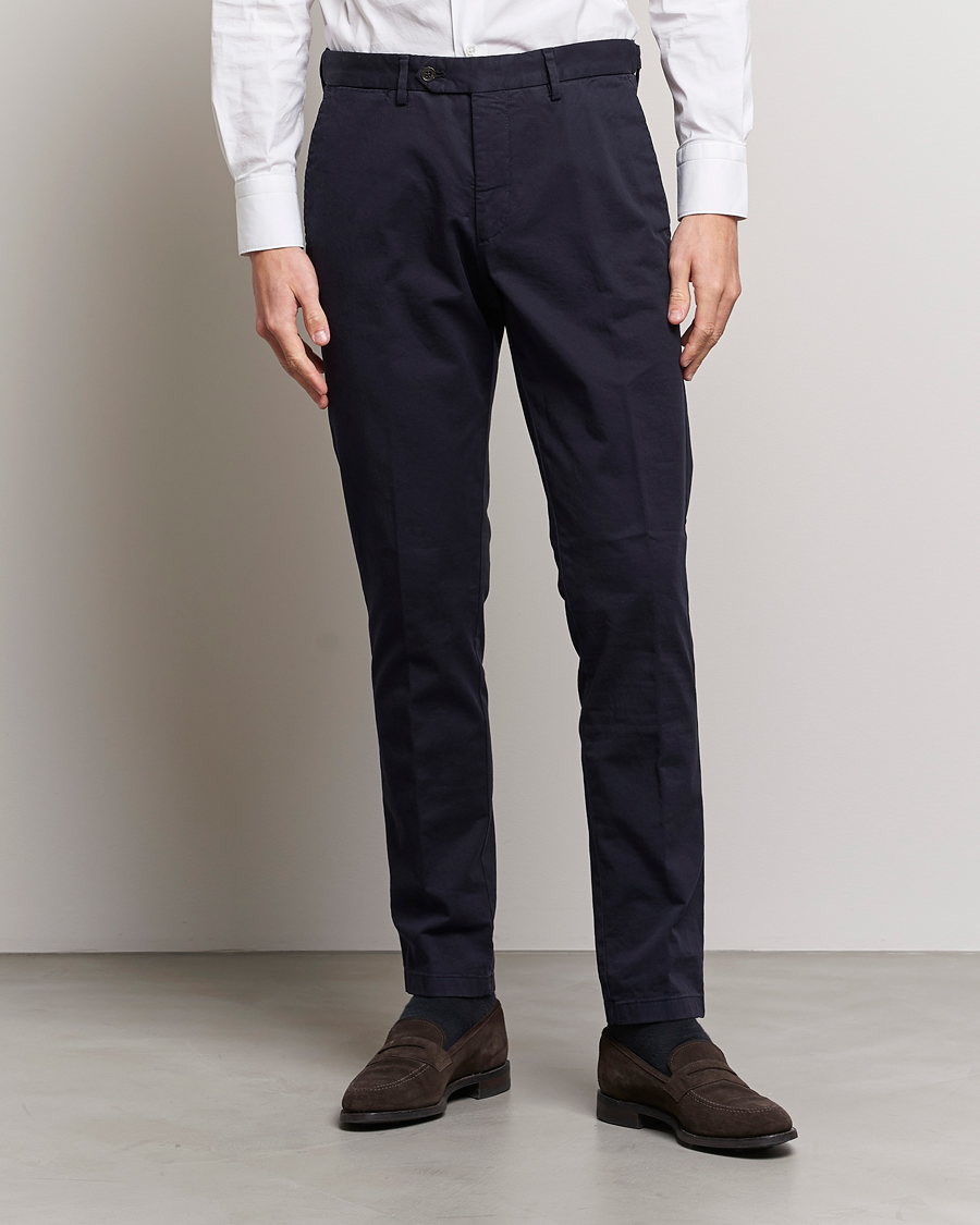 Men |  | Oscar Jacobson | Danwick Cotton Trousers Navy