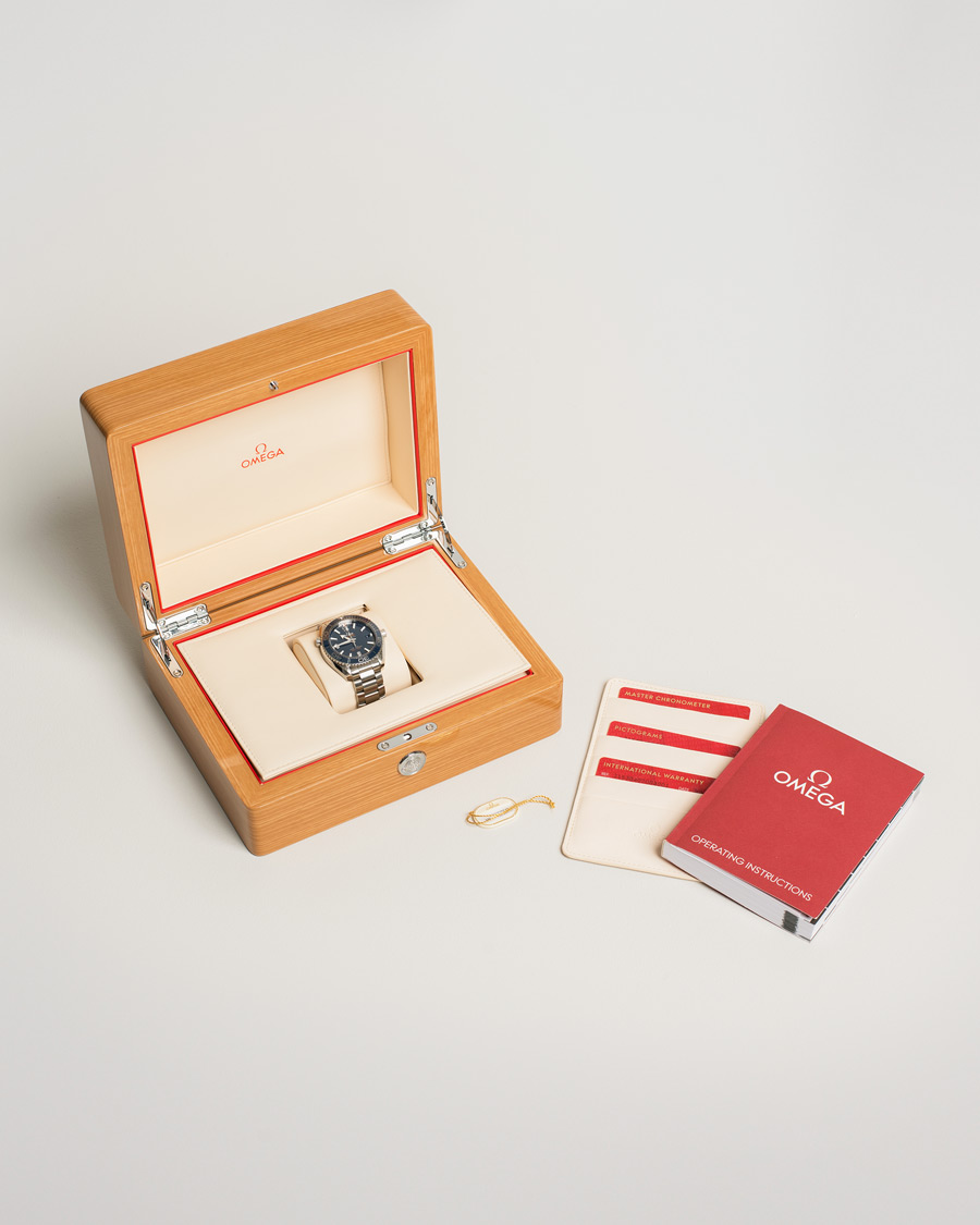 Men | Omega Pre-Owned Seamaster Planet Ocean Steel Blue | Omega Pre-Owned | Seamaster Planet Ocean Steel Blue