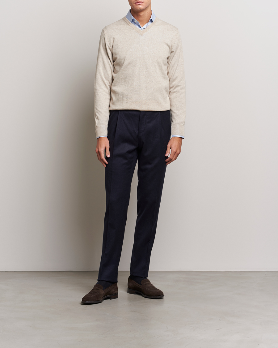 Men | Sweaters & Knitwear | Canali | Merino Wool V-Neck Light Beige