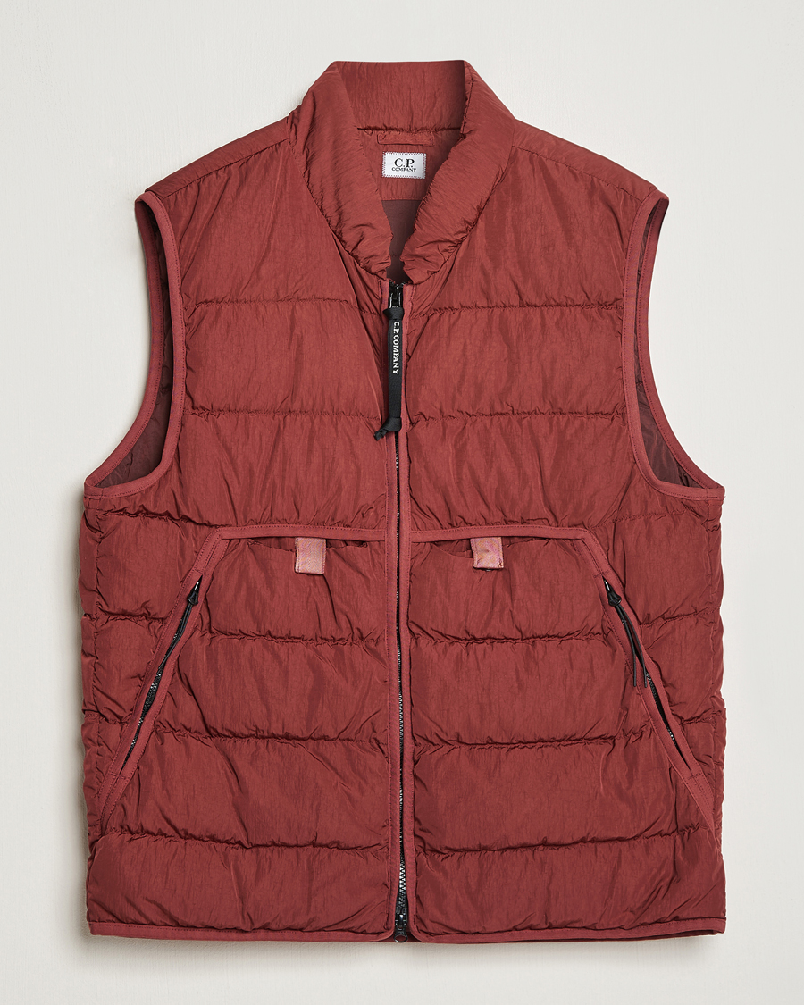 Men | Coats & Jackets | C.P. Company | Eco-Chrome R Lightweight Down Vest Wine