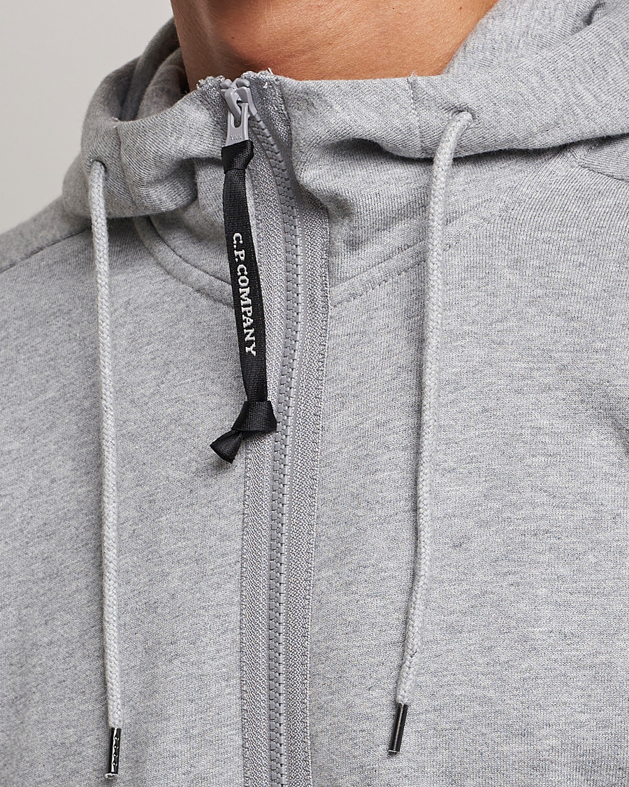 Men | Sweaters & Knitwear | C.P. Company | Diagonal Raised Fleece Full Zip Goggle Hoodie Grey
