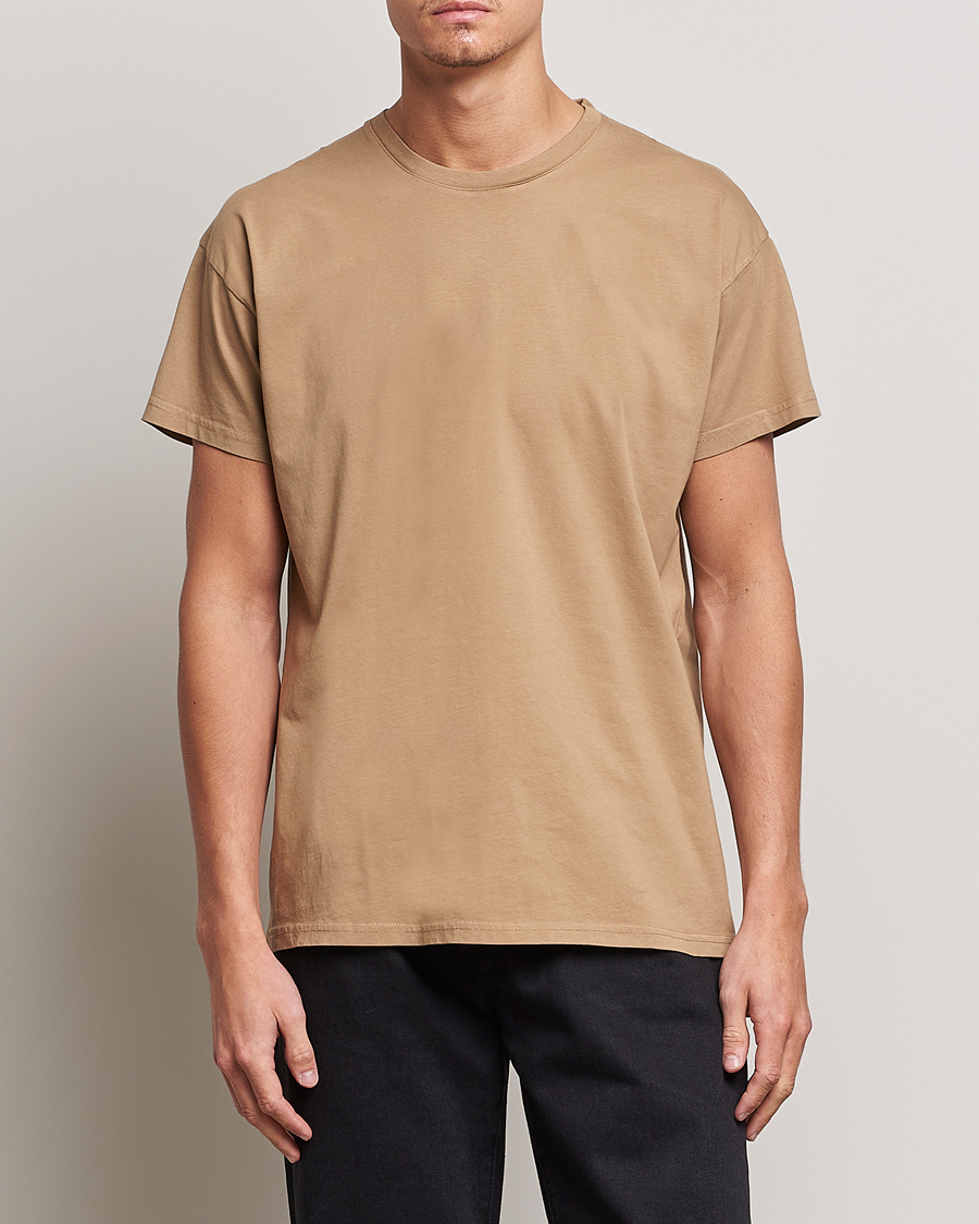 Men | T-Shirts | Jeanerica | Marcel Crew Neck T-Shirt Dark Sand