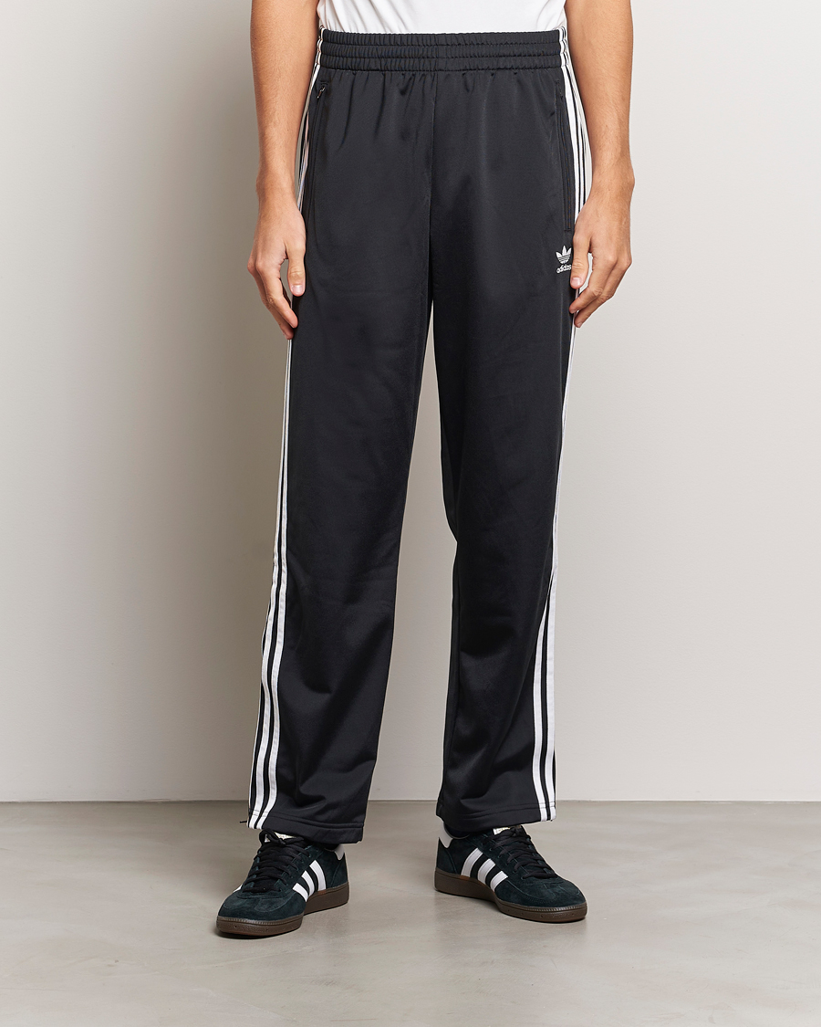 Men | adidas Originals | adidas Originals | Firebird Sweatpants Black