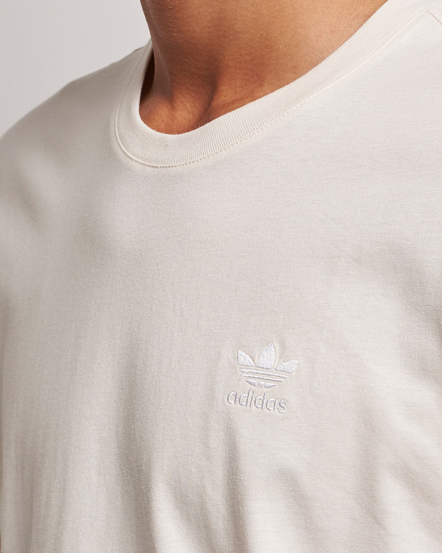 Men | T-Shirts | adidas Originals | Essential Crew Neck T-Shirt Won White