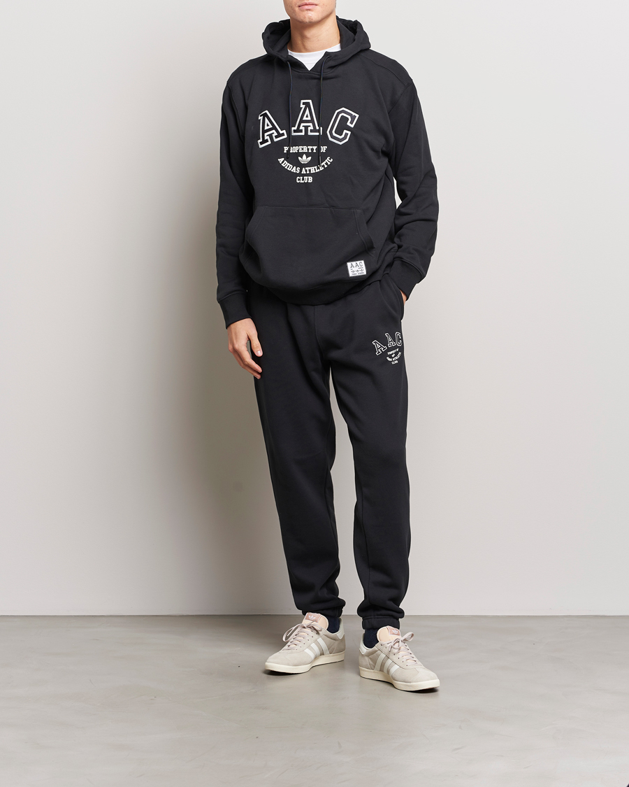 Men | Trousers | adidas Originals | Hack Logo Sweatpants Black