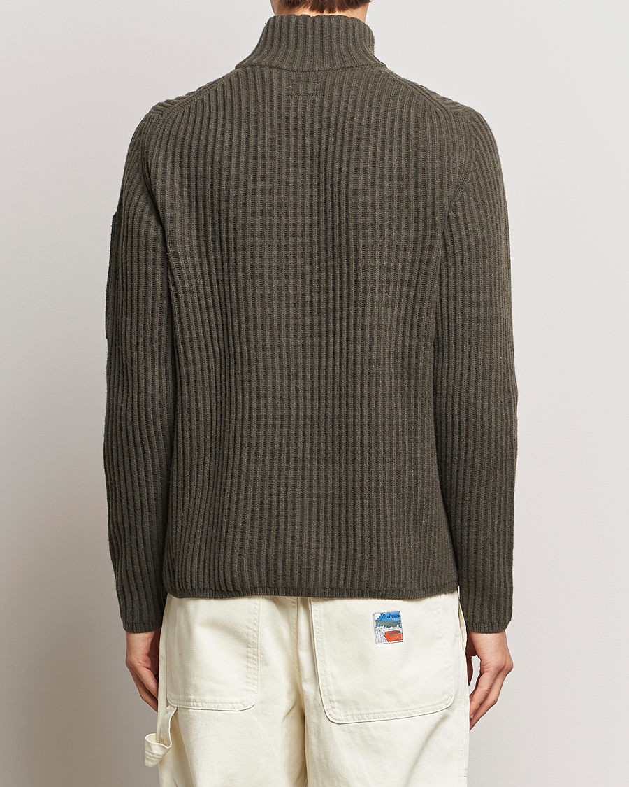 Men | Sweaters & Knitwear | C.P. Company | Heavy Knitted Lambswool Full Zip Olive