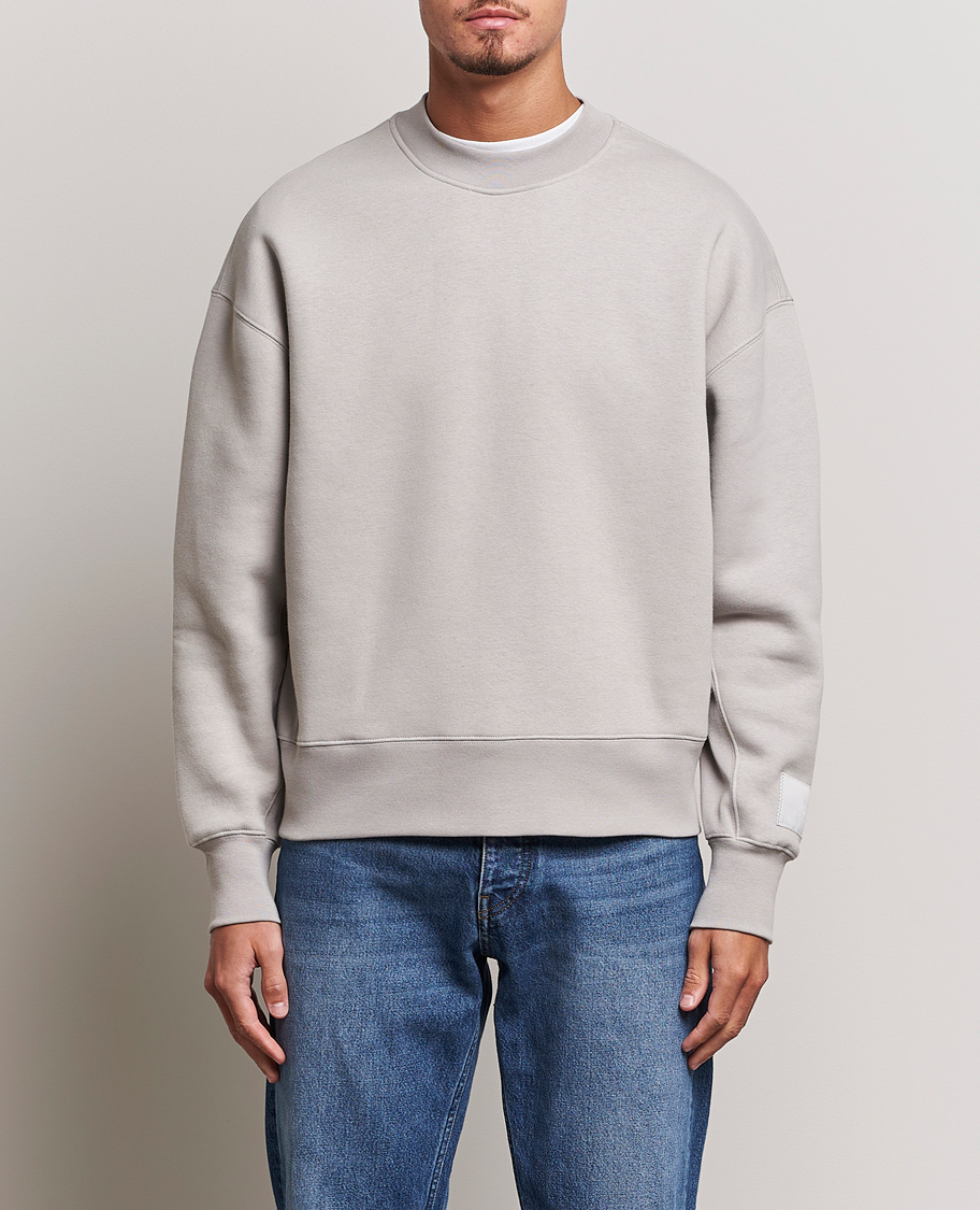 Men | Sweaters & Knitwear | AMI | Brushed Cotton Crew Neck Sweatshirt Pearl Grey
