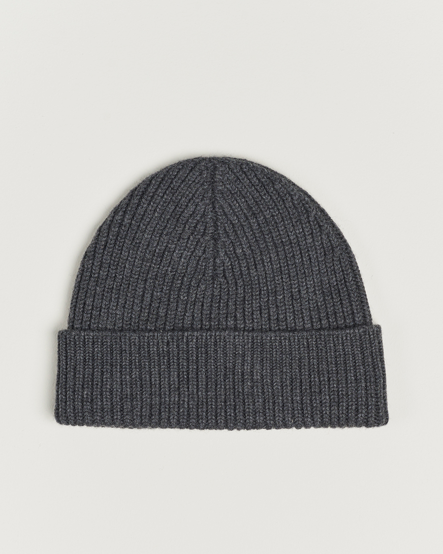 Men | AMI Heart Logo Beanie Heather Grey | AMI | Heart Logo Beanie Heather Grey