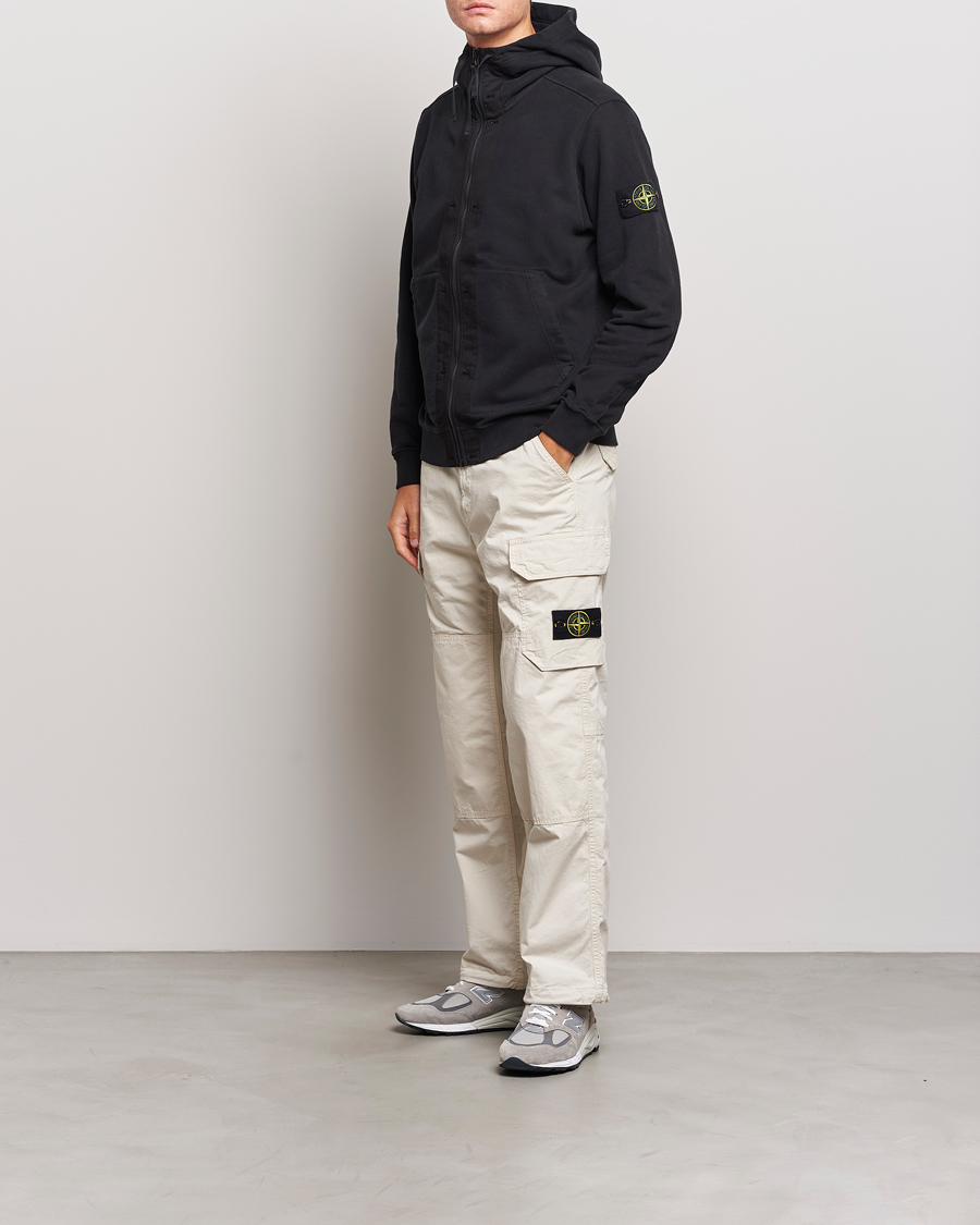Men | Trousers | Stone Island | Stretch Cotton Gabardine Cargo Pants Plaster