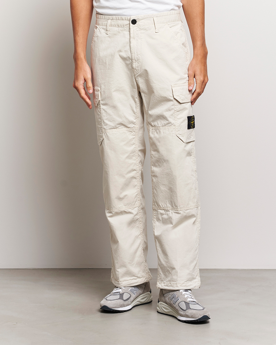 Men | Trousers | Stone Island | Stretch Cotton Gabardine Cargo Pants Plaster
