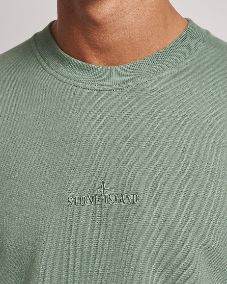 Men | Sweaters & Knitwear | Stone Island | Garment Dyed Fleece Logo Sweatshirt Sage