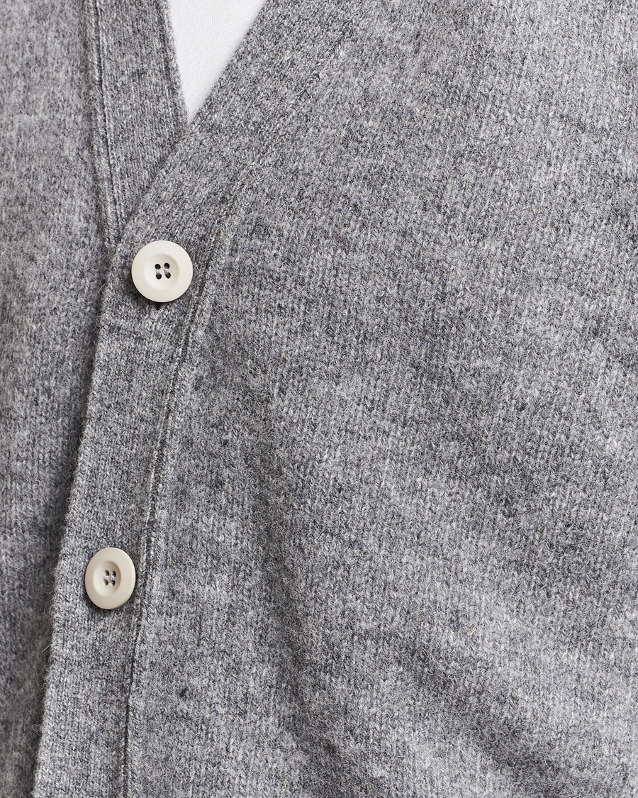 Men | Sweaters & Knitwear | Howlin' | Shaggy Bear Cardigan Med Grey