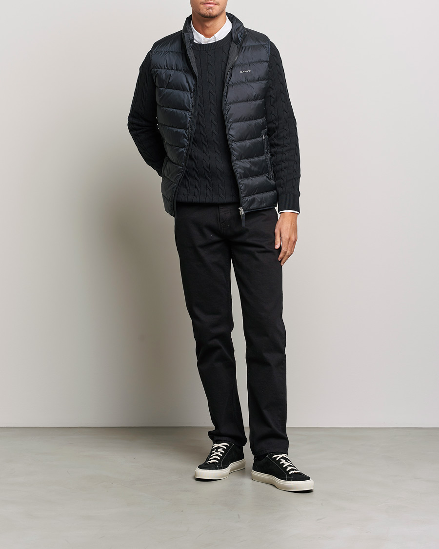 Men | Gilets | GANT | The Light Down Gilet Black