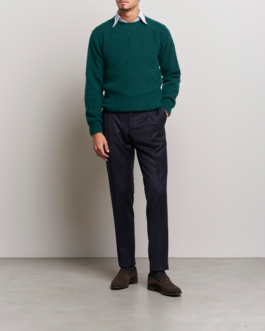 Men | Sweaters & Knitwear | Drake's | Brushed Shetland Crew Emerald Green