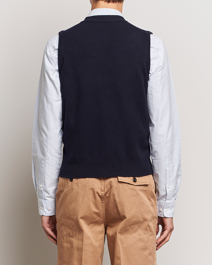 Men | Sweaters & Knitwear | Drake's | Lambswool Vest Cardigan Navy