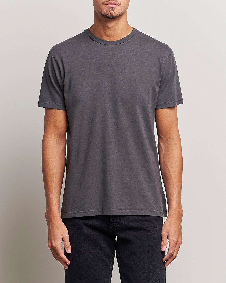 Men | T-Shirts | Colorful Standard | Classic Organic T-Shirt Lava Grey
