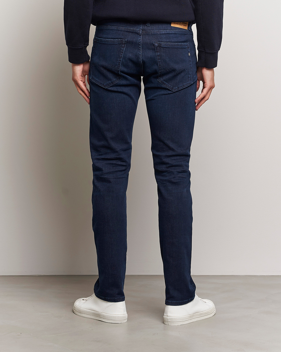 Jeans Replay Grover Indigo Stretch Uomo: Modello 5 Tasche Vita Regolare, Gamba Dritta, Tessuto X-LITE+ Leggero 8 Oz - Il Comfort Del Denim Italiano