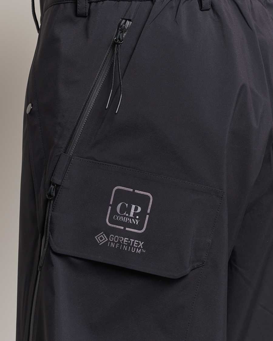 Men | Trousers | C.P. Company | Metropolis GORE-TEX Infinium Shell Cargo Pants Black