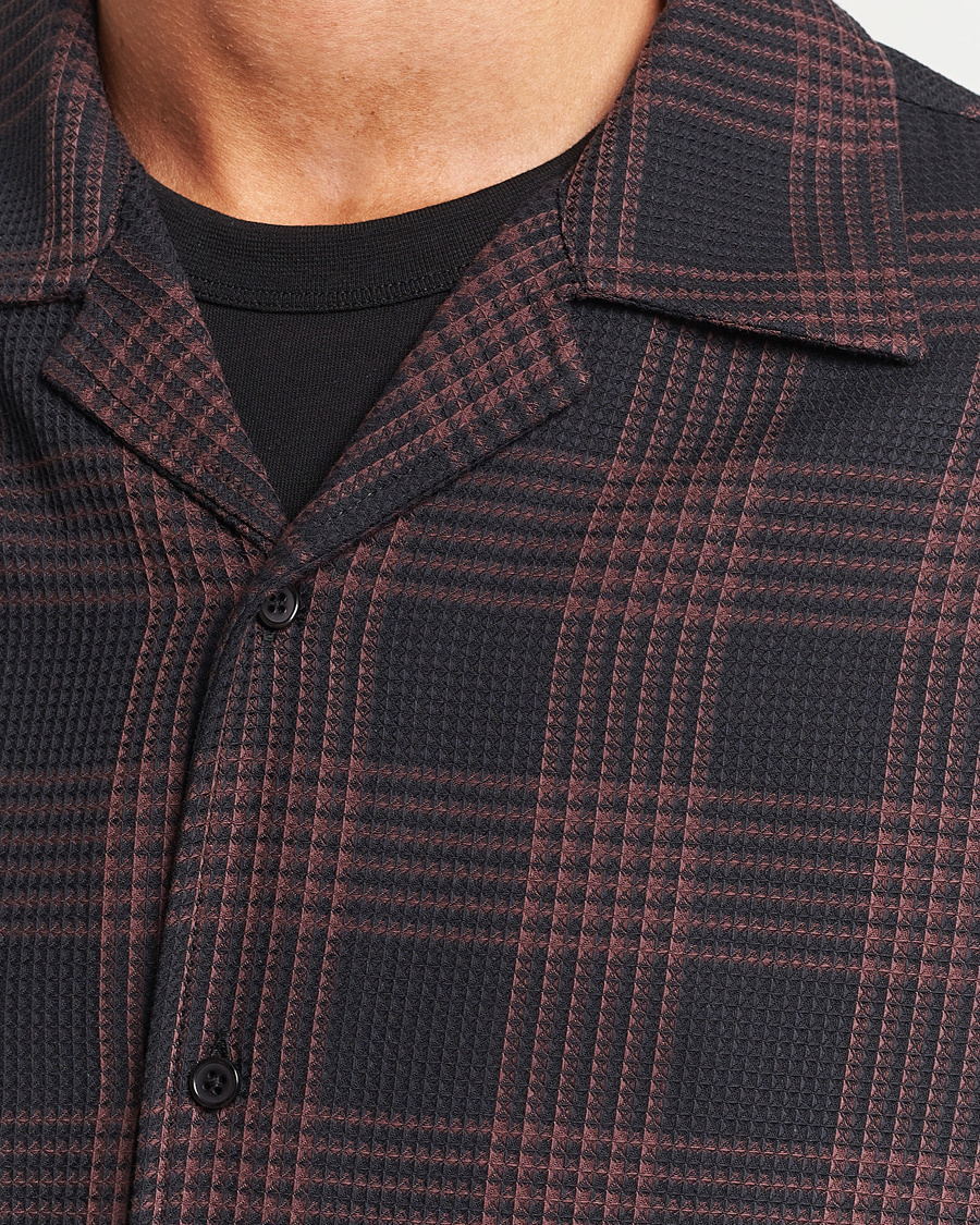 Men | Shirts | Filippa K | Waffle Checked Resort Shirt Dark Chocolate/Black