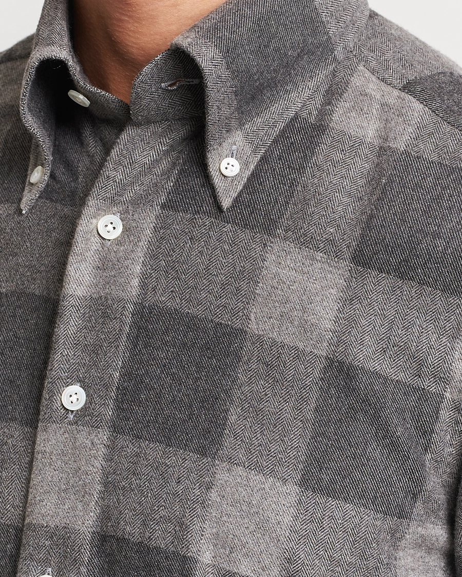 Men | Shirts | 100Hands | Large Checked Flannel Shirt Grey