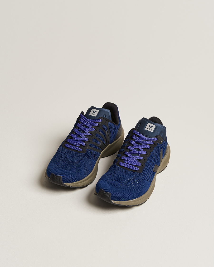 Men | Sneakers | Veja Running | Marlin Vegan V-Knit Running Sneaker Nil Black