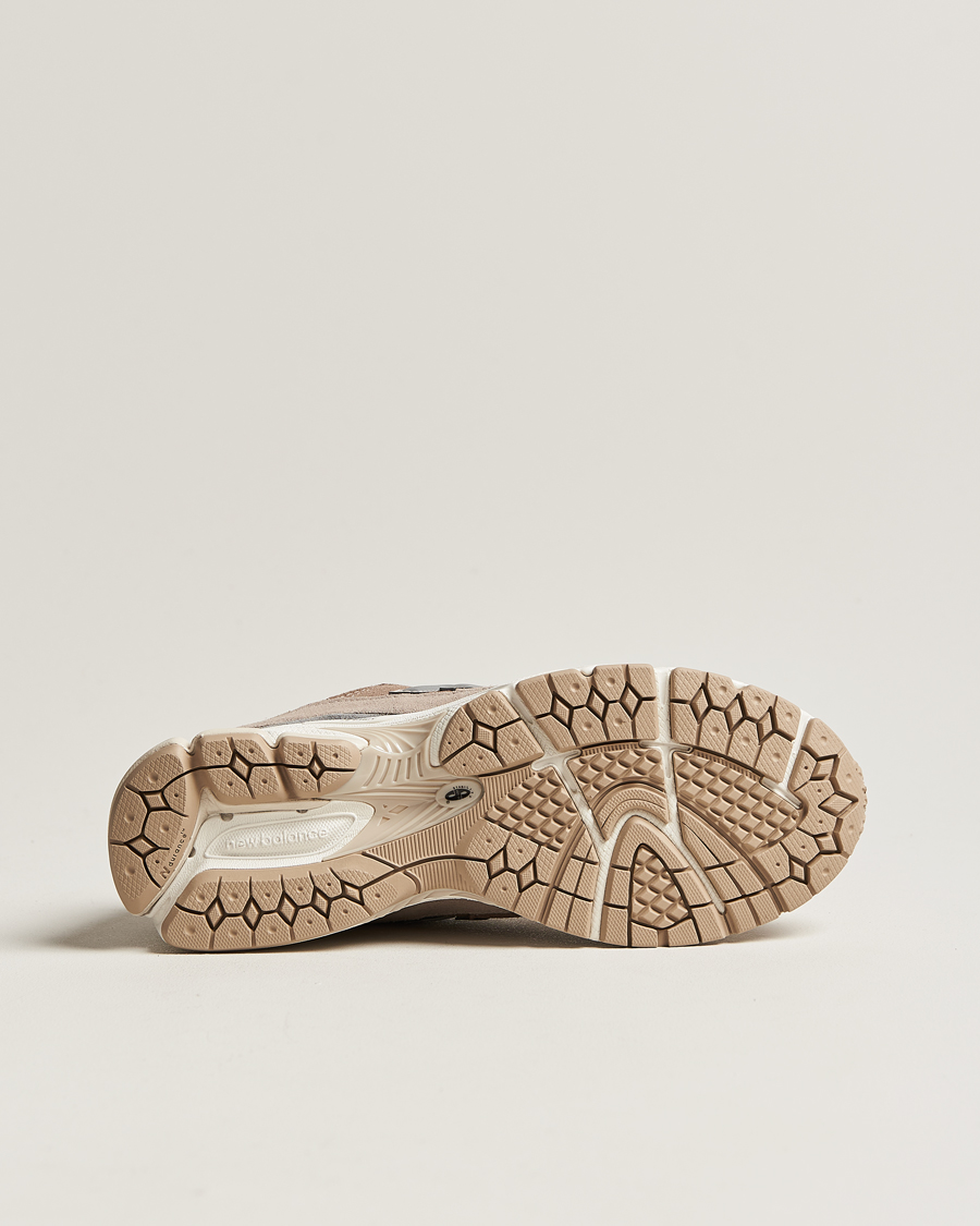 Men | New Balance 2002R Sneakers Driftwood | New Balance | 2002R Sneakers Driftwood