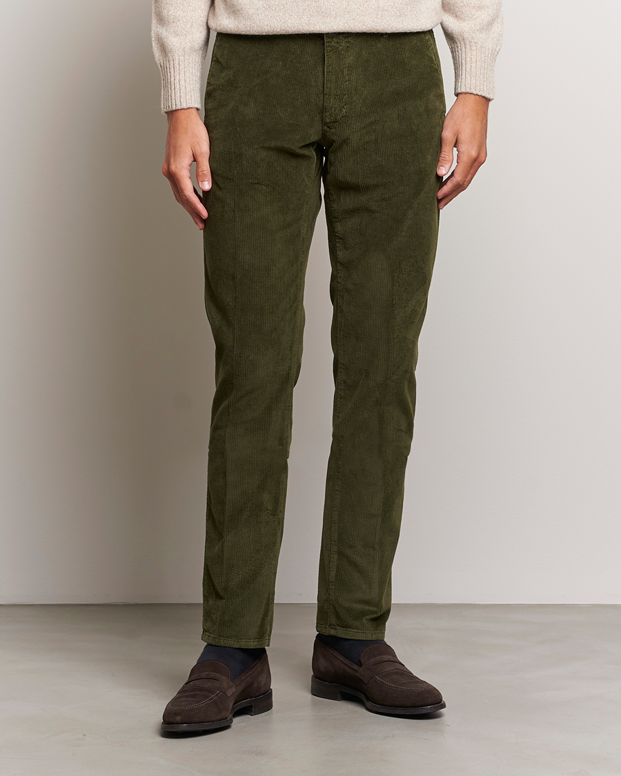 Men | Trousers | Incotex | Slim Fit Leisure Cord Slacks Forest Green