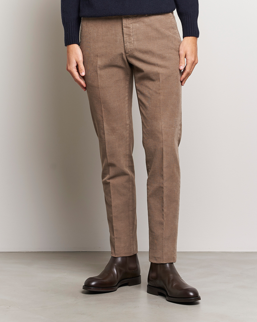 Men | Slowear | Incotex | Slim Fit Soft Corduroy Trousers Taupe
