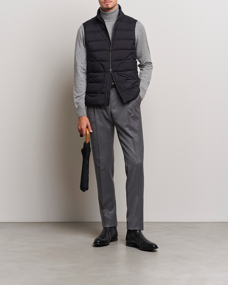 Herno Nuage Down Vest Black at CareOfCarl.com
