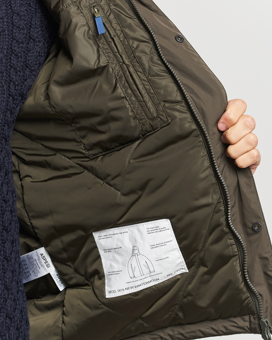 Men | Coats & Jackets | Aspesi | Winter Moon Hooded Jacket Dark Military