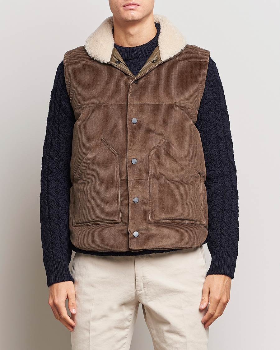 Men | Coats & Jackets | Valstar | Corduroy Shearling Collar Down Vest Brown