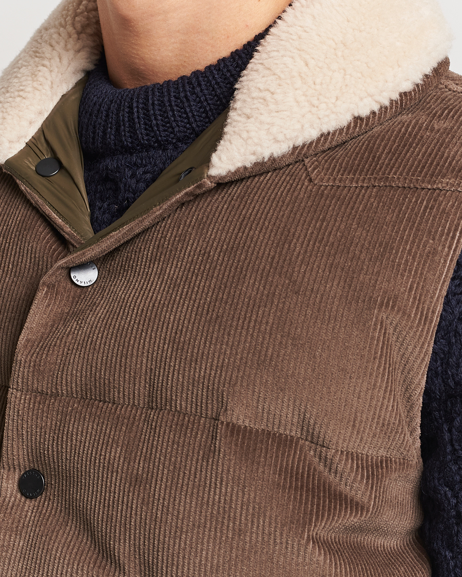 Men | Coats & Jackets | Valstar | Corduroy Shearling Collar Down Vest Brown
