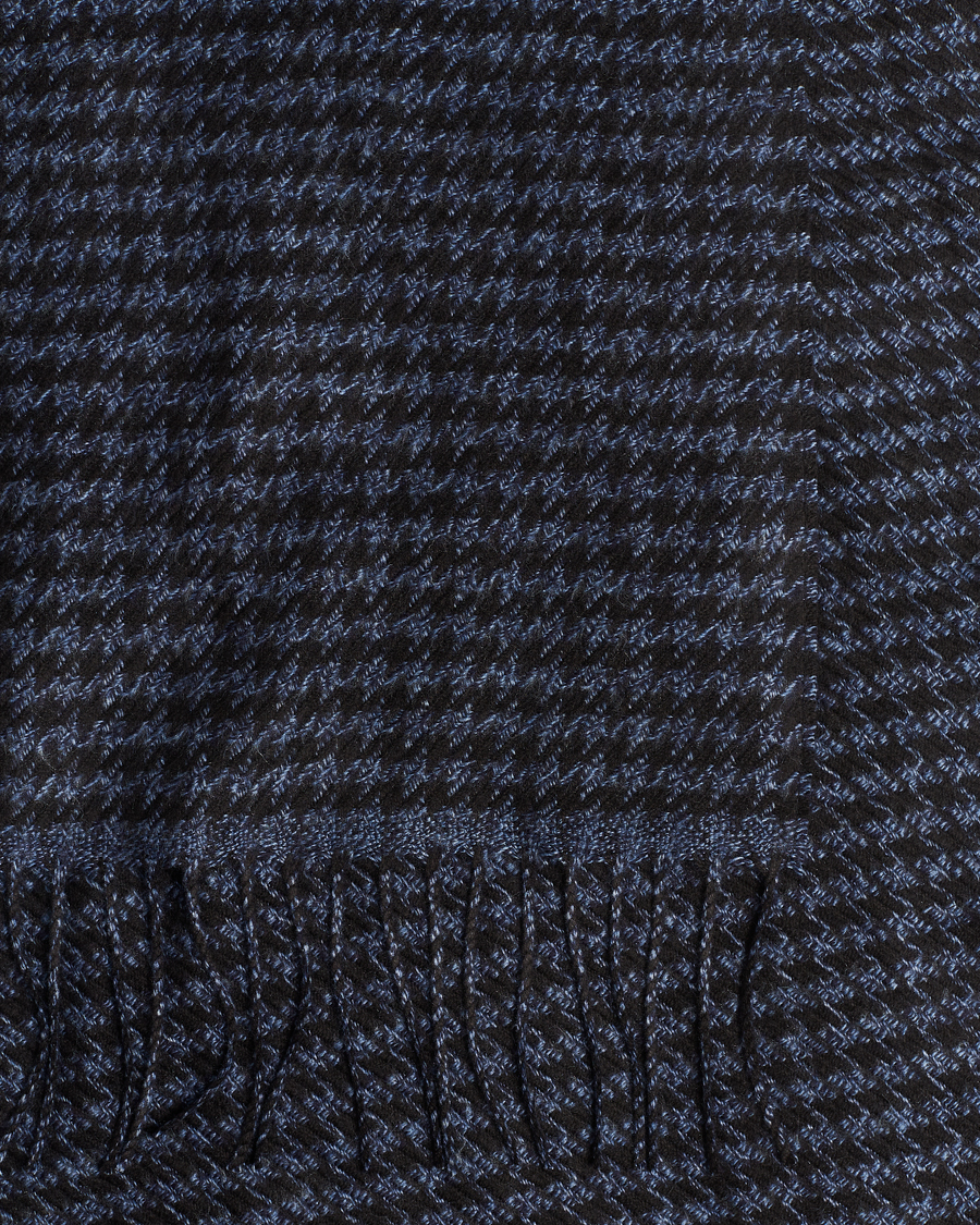 Men | Piacenza Cashmere Cashmere/Silk Houndstooth Scarf Dark Blue | Piacenza Cashmere | Cashmere/Silk Houndstooth Scarf Dark Blue