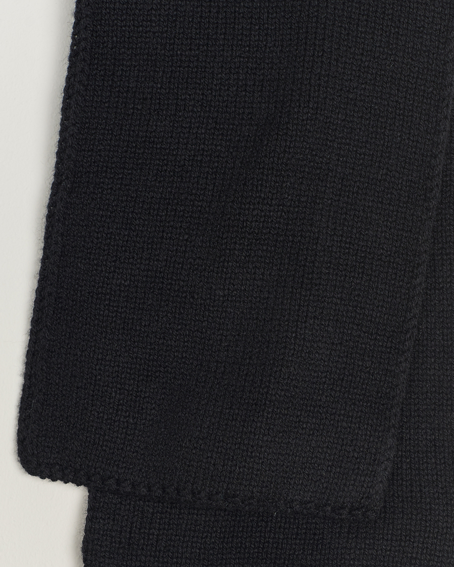 Men | Piacenza Cashmere Short Loop Cashmere Scarf Black | Piacenza Cashmere | Short Loop Cashmere Scarf Black