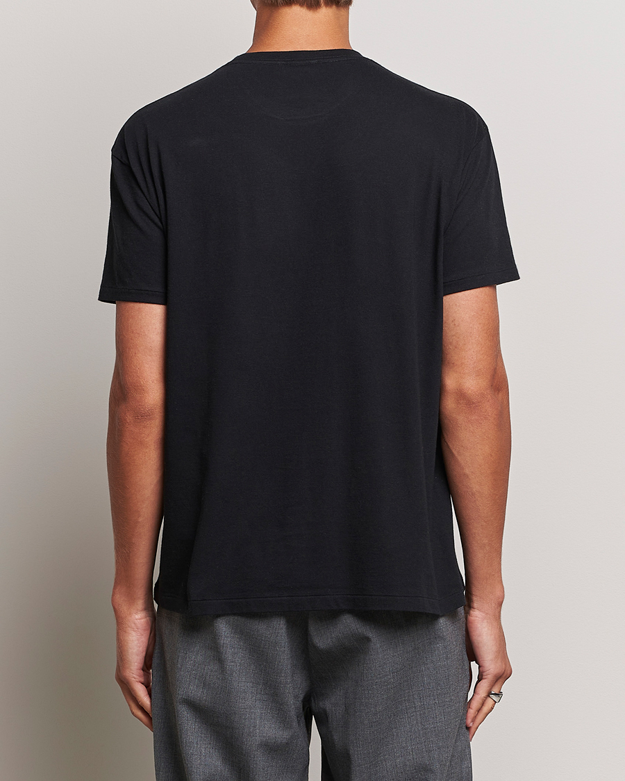 Men | T-Shirts | Auralee | Seamless Crew Neck T-Shirt Black