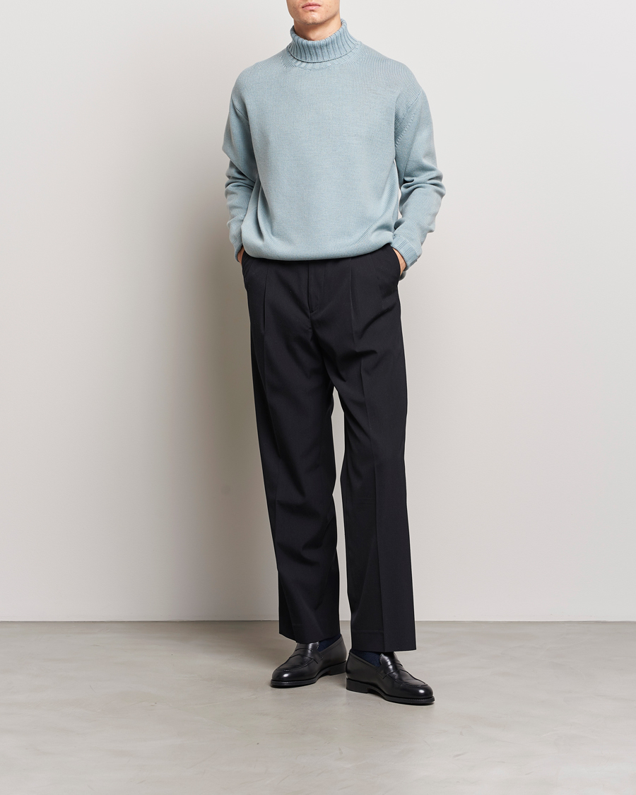 Men | Sweaters & Knitwear | Auralee | Washed French Merino Rollneck Light Blue