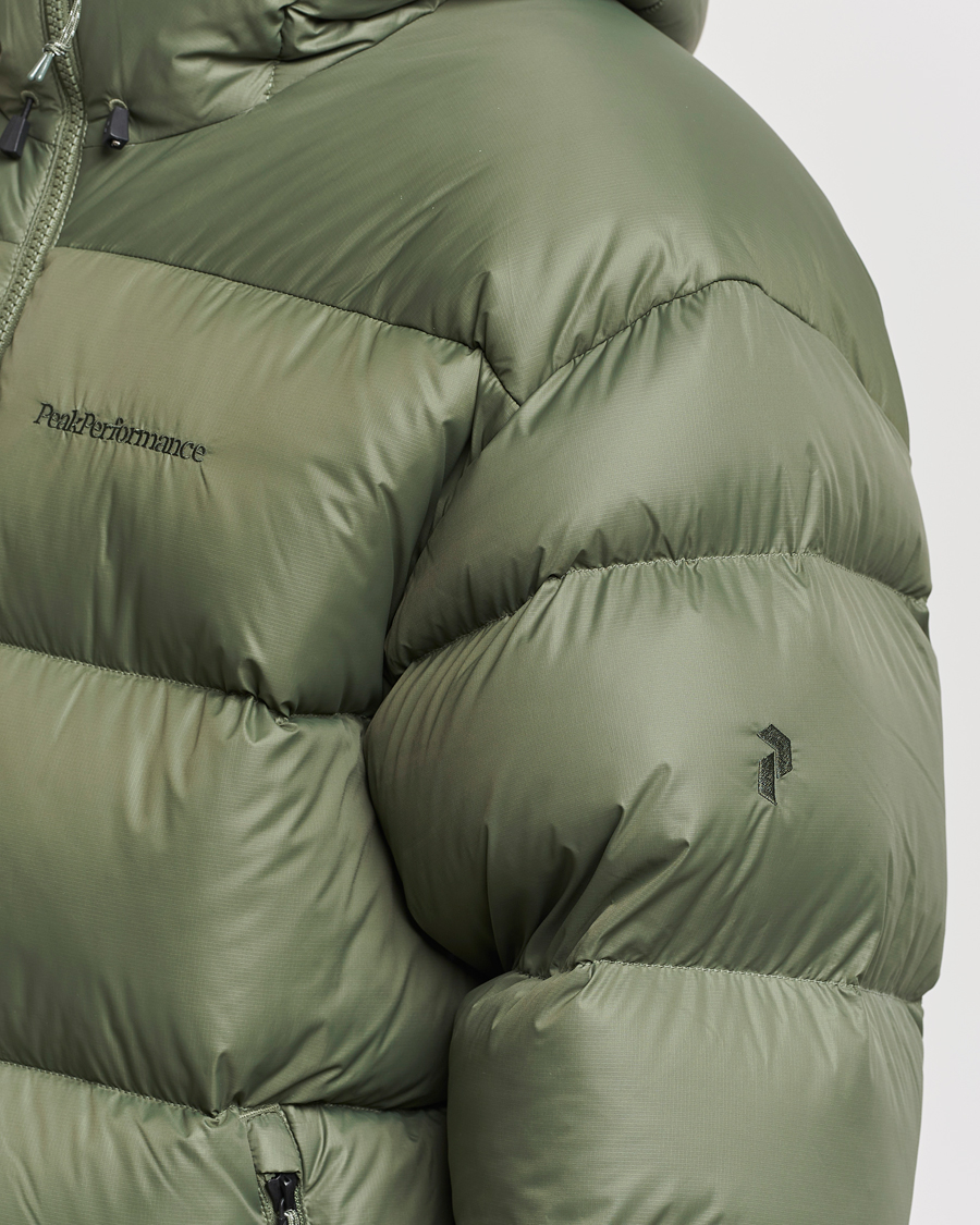 Men | Coats & Jackets | Peak Performance | Frost Down Puffer Pine Needle
