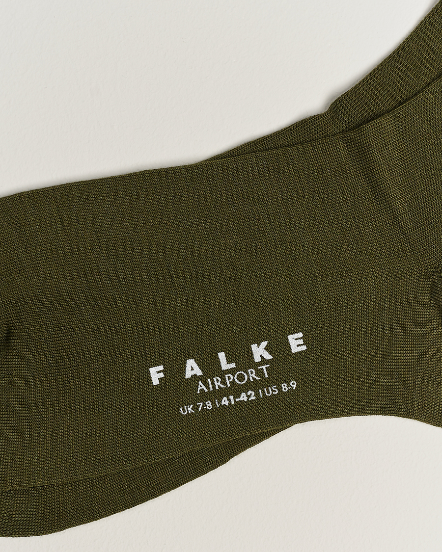 Men | Underwear & Socks | Falke | Airport Socks Artichoke Green